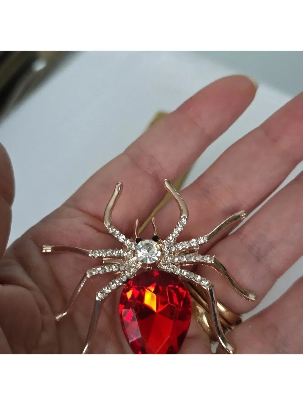 SPIDER Brooch  Simulated DIAMONDS